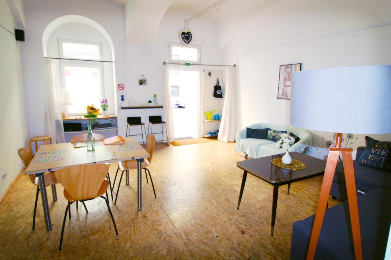 Apartment Laer Hundertwasserhaus Wien Eksteriør bilde